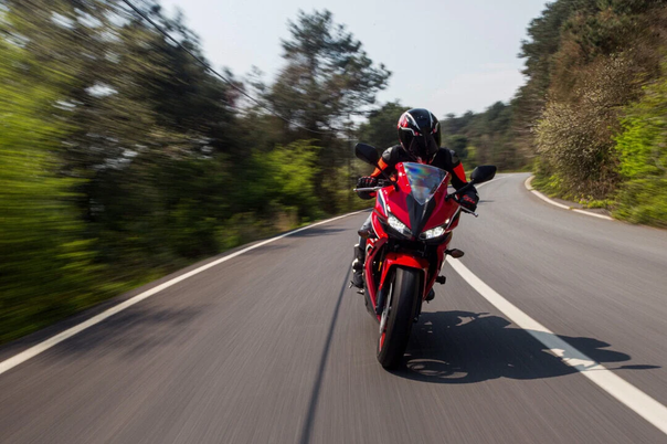mastering-the-art-of-motorcycle-cornering-a-step-by-step-guide-for-you-618709.jpg