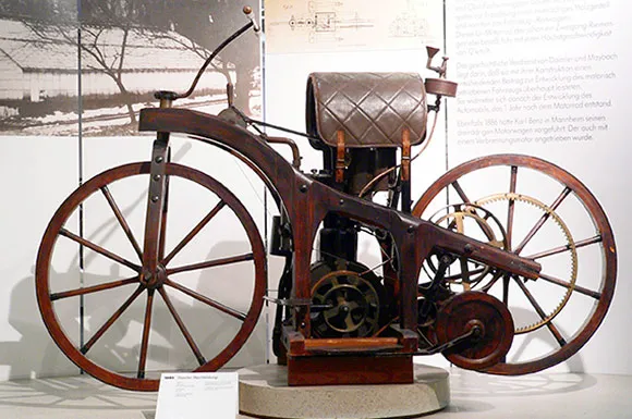 worlds first motorcycle